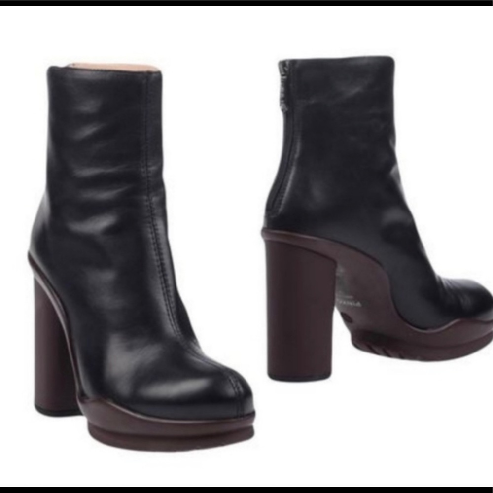 Pinko High Heel Boots Black Leather Size 1…